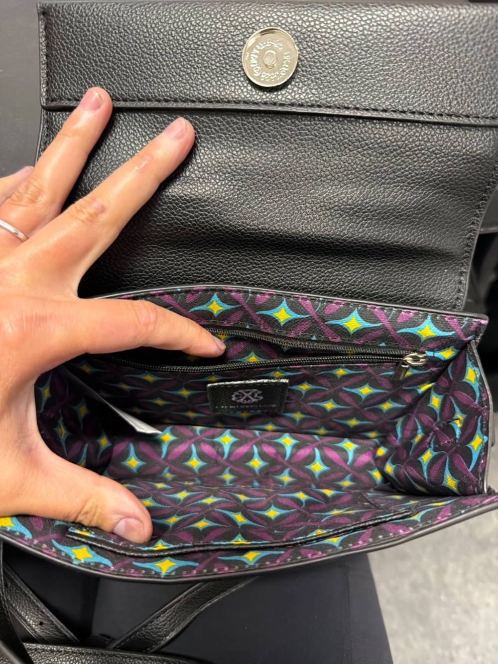 Purse, crossbody - Picture 2 of 3